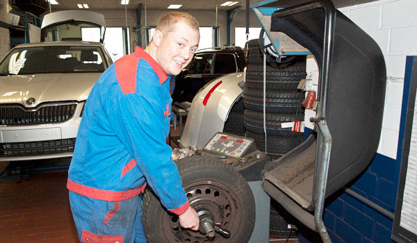 Fahrzeugwartung und -instandsetzung Auto Loker,Raesfeld-Erle